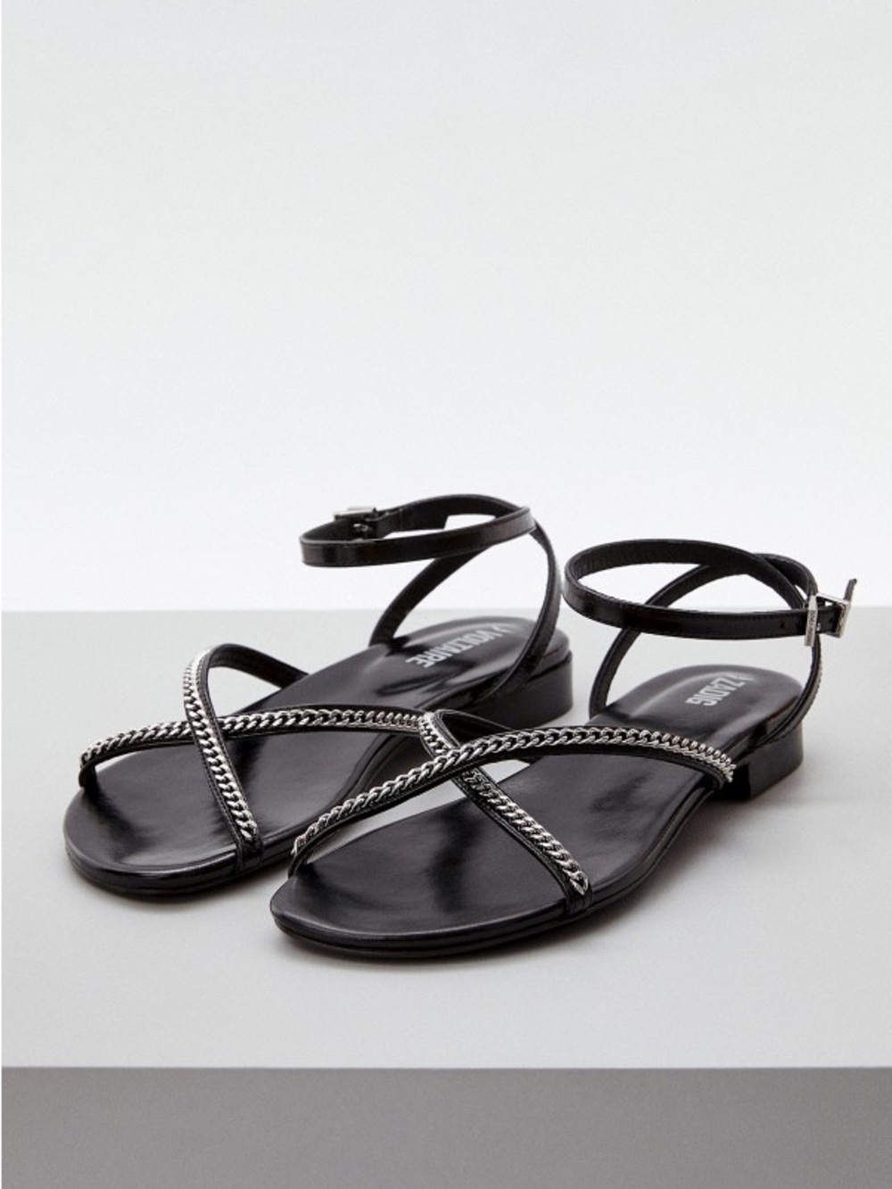 Zadig & Voltaire Black Leather Strappy Sandals with Silver Chain Trim sz EU38